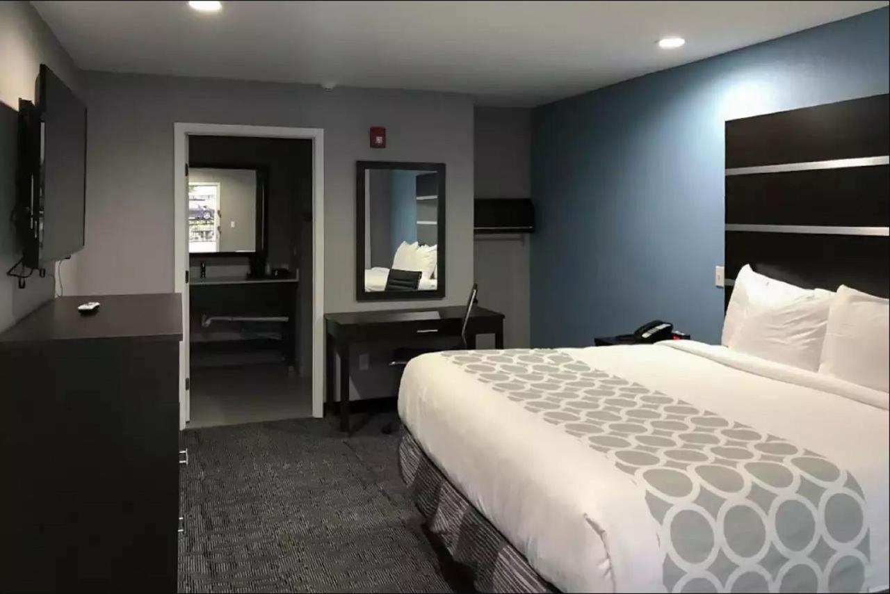 Rodeway Inn South Calhoun Extérieur photo